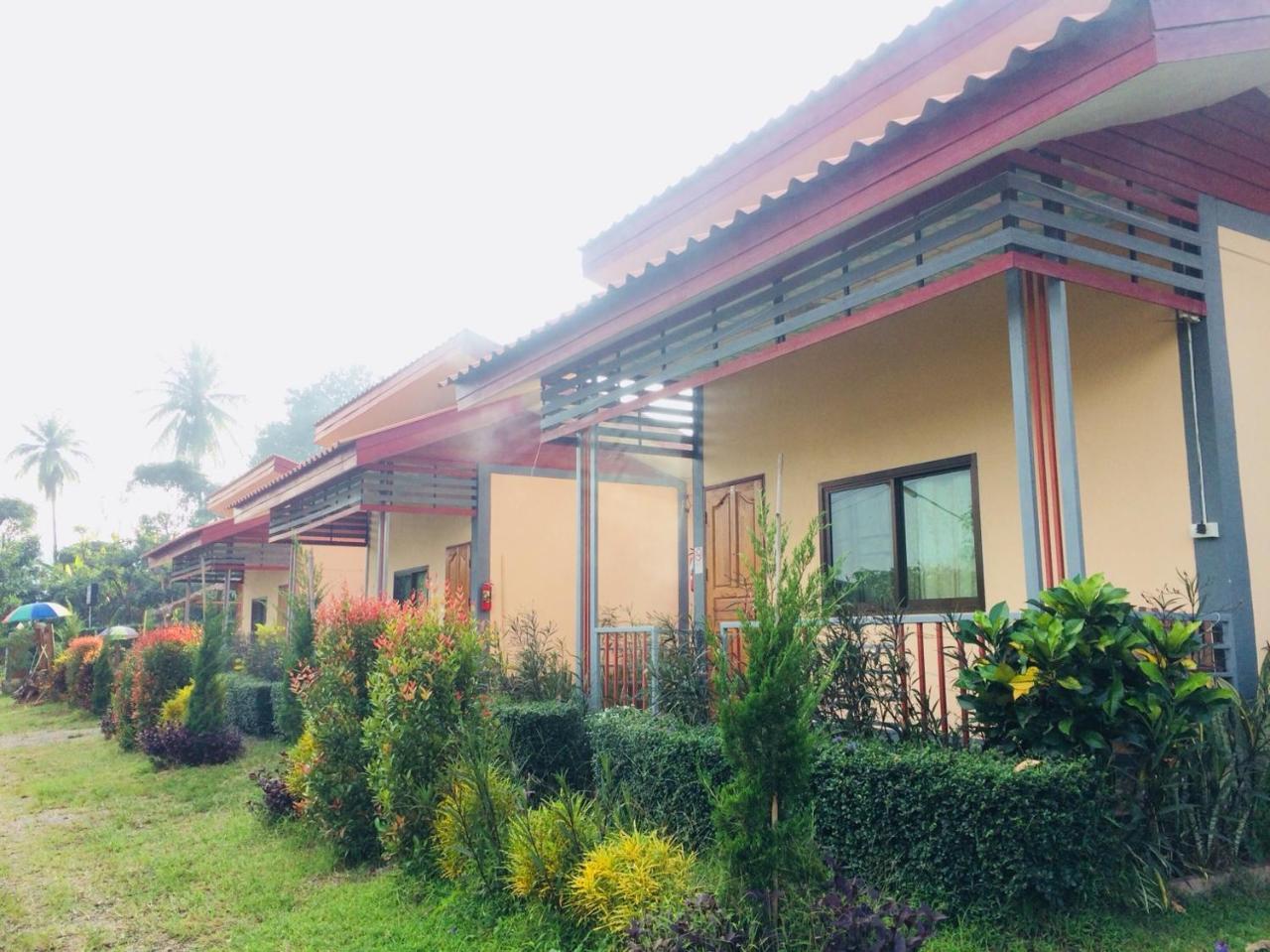 Phu Chaem House Hotel Mae Chaem Ngoại thất bức ảnh